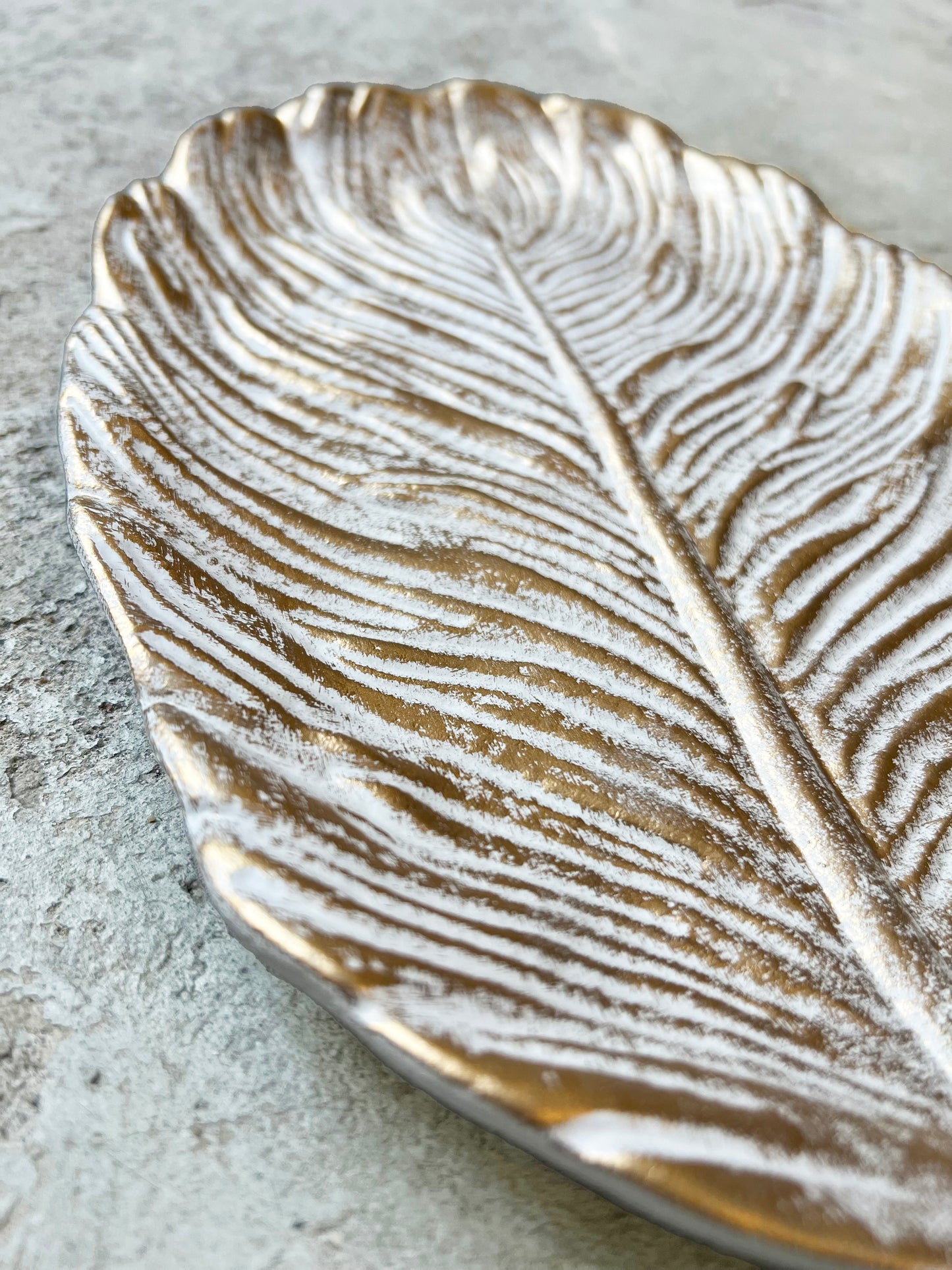 BANDEJA HOJA DORADA S