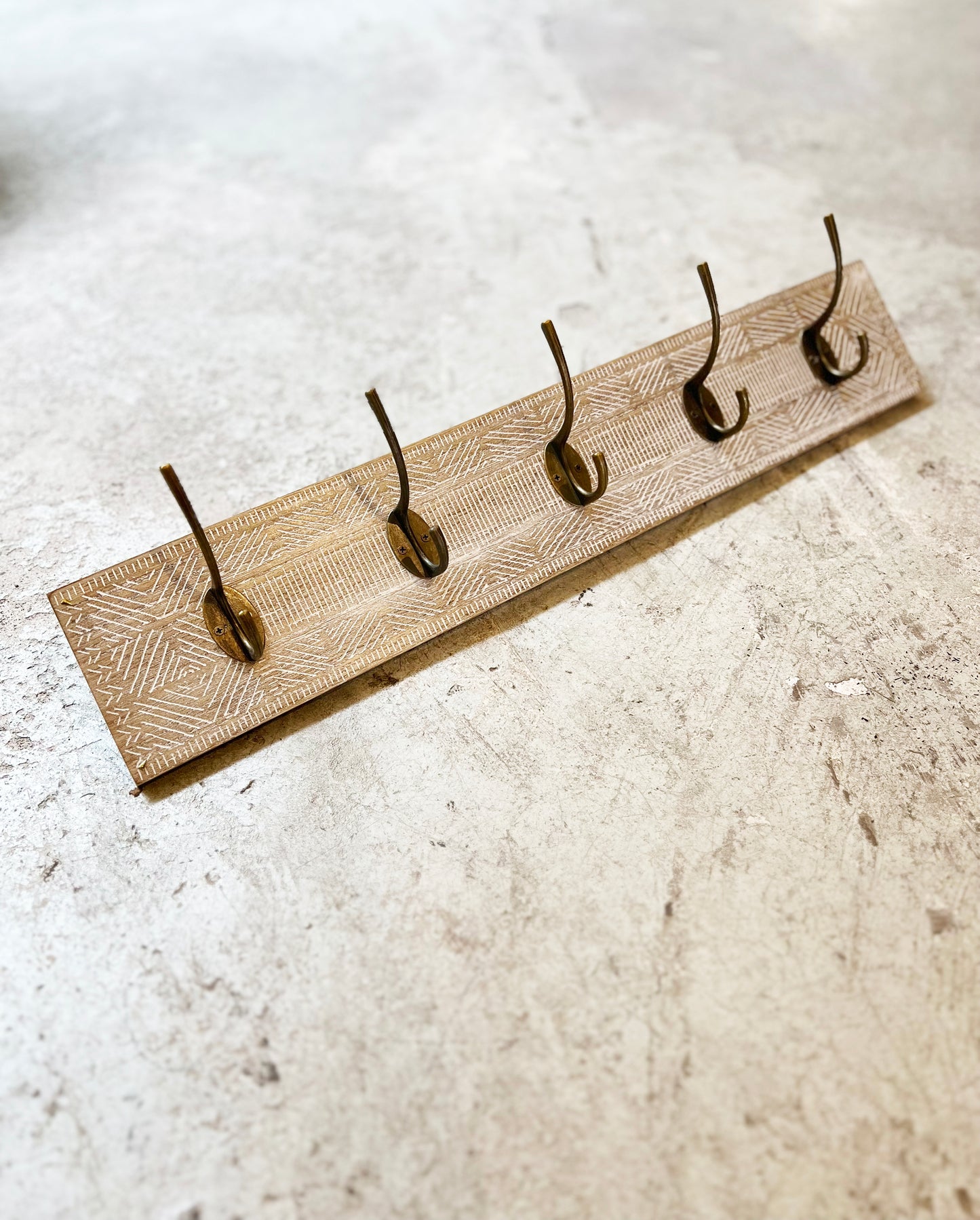 PERCHA LÍNEAS